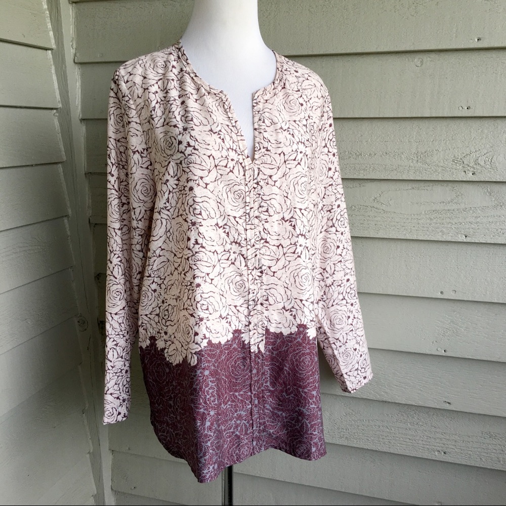 Ann Taylor Rose Print V-Neck Top